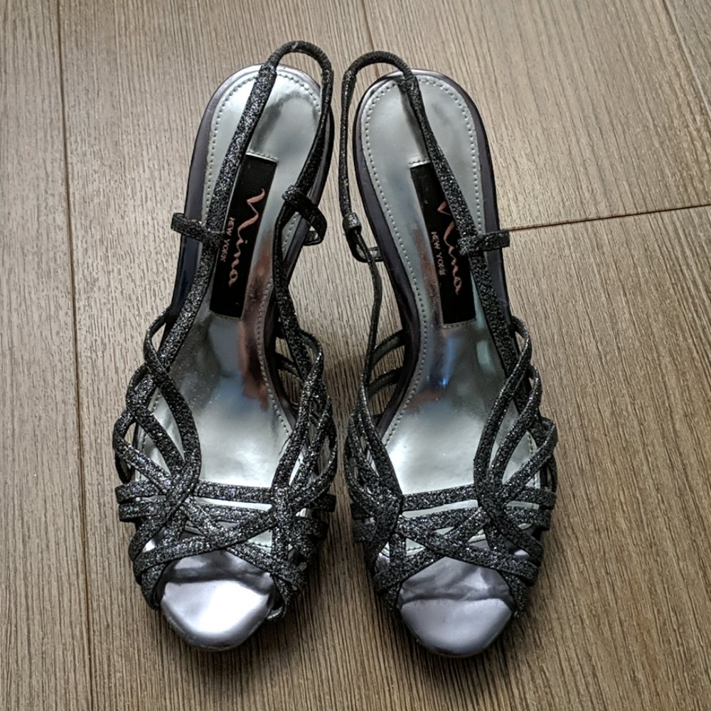 🌟2 for $35🌟 Nina Silver Glitter Sandals